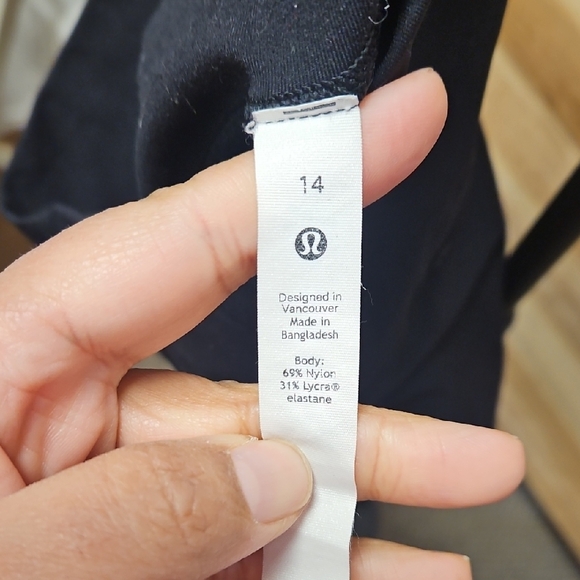 Lululemon Athletica Black Leggings - Picture 3 of 3
